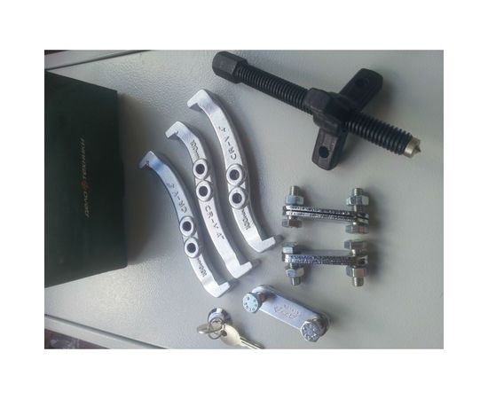 Шарнирный трехлапый съемник 100 мм Дело Техники 815110 – изображение 5