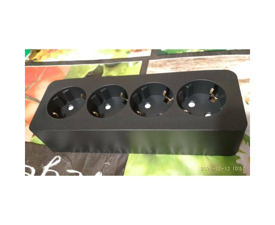 4-ая розетка Schneider Electric BLANCA открытой установки, с заземлением, без шторок, антрацит BLNRA011416 – изображение 10