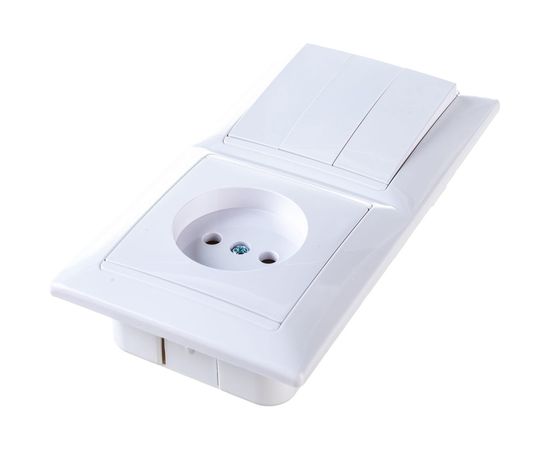 Блок Bylectrica 3 выключателя + розетка СУ, серия СТИЛЬ, белый, 3В-РЦ-689 – изображение 3