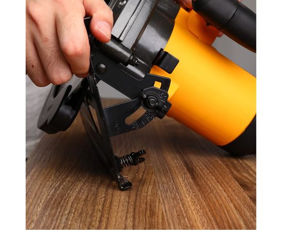 Дисковая пила DEKO DKCS1800 063-4191 – изображение 3