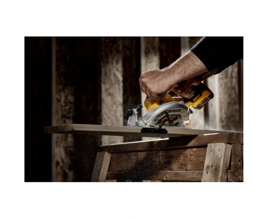 Дисковая пила Dewalt 12 В XR DCS512N-XJ – изображение 7