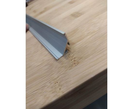 Алюминиевый угловой профиль Apeyron накладной, широкий рассеиватель 2м СПУ1616-А 08-04 – изображение 16