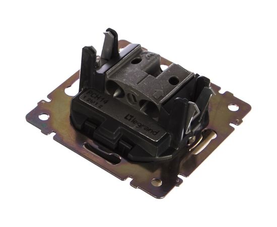 Проходная TV-FM розетка, крем 14 дБ Legrand Valena 774334 – изображение 2