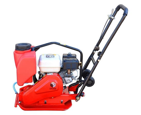 Виброплита DIAM VM-60/5.5H с баком для воды 630030 – изображение 2