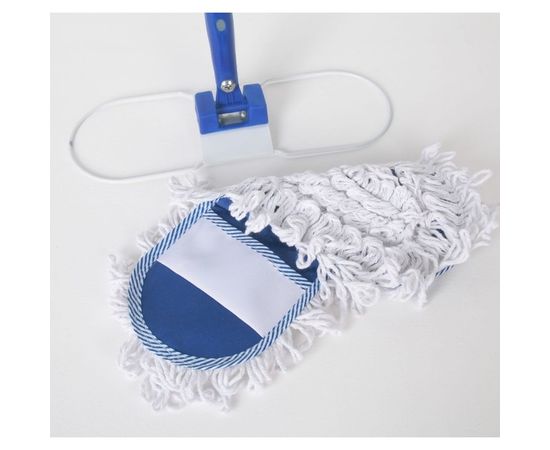 Плоская швабра Доляна окрашенный черенок, х/б насадка, 39х14х116 см 609168 – изображение 2