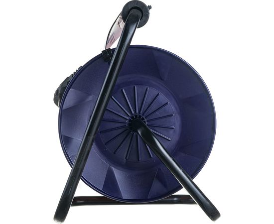 Силовой удлинитель ЭРА RPx4es3x1.520m на пластиковой катушке, c заземлением, 4 гнезда, 20м, ПВС 3х1.5 Б0046849 – изображение 4