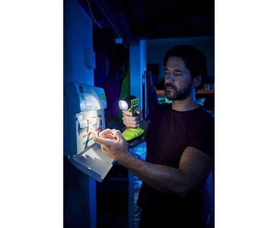 Фонарь Ryobi ONE+ RLF18-0 18В 5133005387 – изображение 3