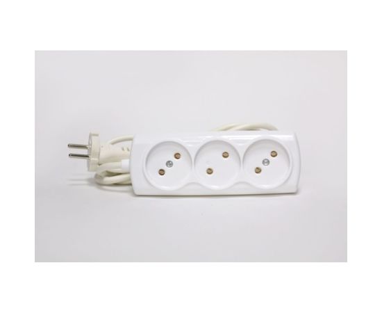 Удлинитель Радист ЭКОНОМ Р16-010 6А 3 гнезда 2*0,75 3м Белый 563 – изображение 3
