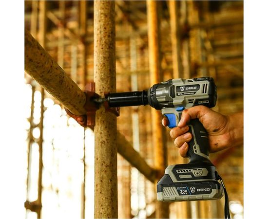 Аккумуляторный бесщеточный гайковерт DEKO DKIS20 063-4035 – изображение 4