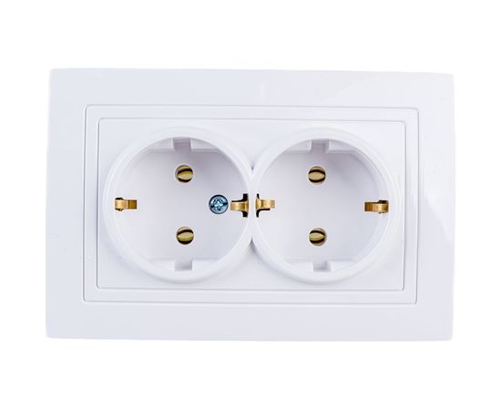Розетка BYLECTRICA 2-местная СУ с заз.конт., серия УЮТ, белый РС16-348 