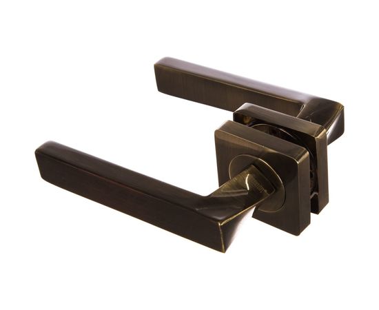 Дверная ручка на квадратной розетке Равенна РЕНЦ DH 302-02 AB 