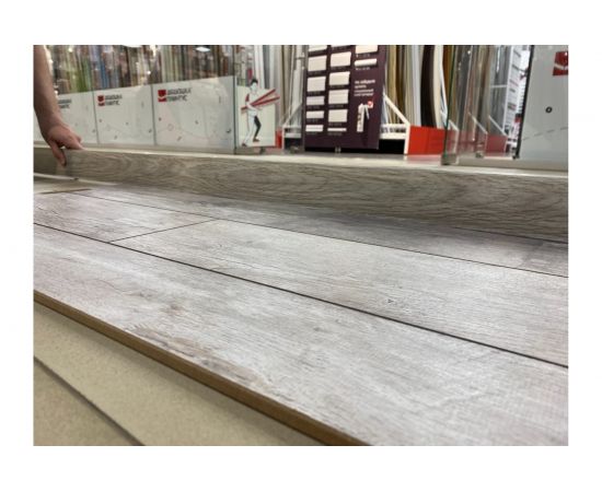 Плинтус ВОЛШЕБНАЯ ПАЛОЧКА Home 7012 (1 шт, ПВХ, 70 мм, 2,2 м) УТ000073642 – изображение 2