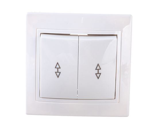 Проходной 2-клавишный выключатель IEK КВАРТА ВСп10-2-0-КБ, 10А, белый EVK22-K01-10-DM – изображение 4