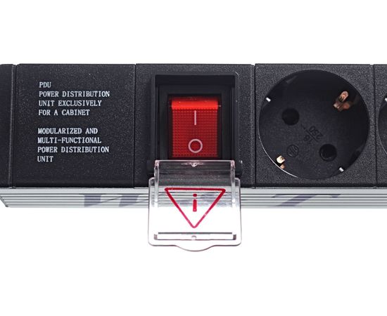 Блок розеток W&T 19" EURO на 8 гнезд с выключателем WT-2261A-GER – изображение 2