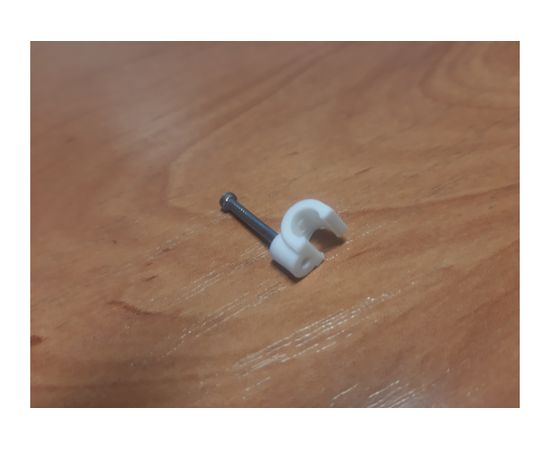 Пластиковая круглая скоба с гвоздем FORTISFLEX СПК 5 50шт 49459 – изображение 3