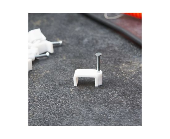 Плоский крепеж кабеля REXANT 14x7 мм, белый 50 шт 07-4214 – изображение 3