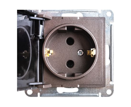 Розетка Schneider Electric AtlasDesign Мокко с заземлением, со шторками, с крышкой, 16А ATN000646 – изображение 5