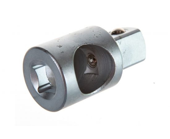 Адаптер с отверстием под вороток 3/8 х 1/2 FORCE 80634 