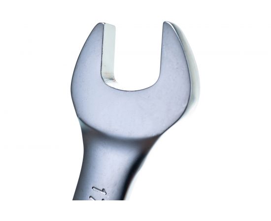 Гаечный трещоточный ключ с шарниром КВТ 17 мм 79198 – изображение 2