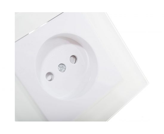 Электрическая 1-местная розетка STEKKER без зазмления, серия Катрин, GLS10-7009-01, белый 39166 – изображение 2