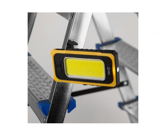 Светодиодный фонарь ЭРА Рабочие Практик RA-811 ручной, аккумуляторный, 15 Вт COB, powerbank, солнечная батарея, магнит Б0054472 – изображение 3