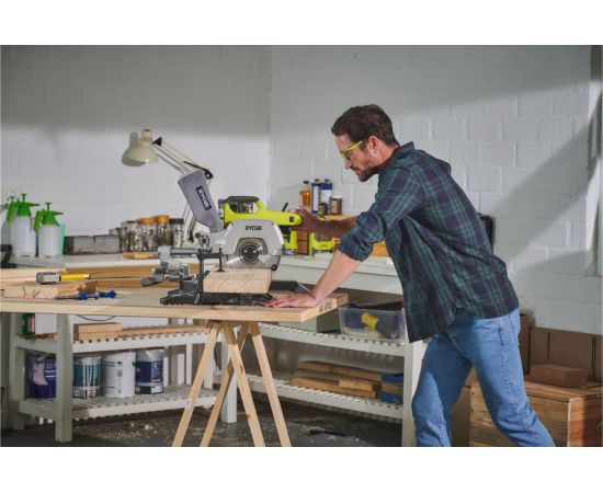 Аккумуляторная торцовочно-усовочная пила Ryobi ONE+ R18MS216-0 5133003597 – изображение 5