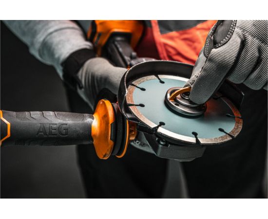 Углошлифмашина AEG BEWS18-115BLPX2-0 115 мм, 18В 4935480856 – изображение 9