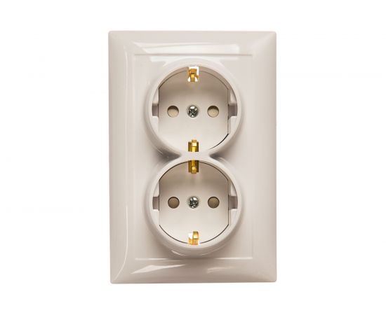 Розетка Кунцево-Электро СЕЛЕНА скрытой установки, двухместная с з/к и з/ш РС16-401 8122 