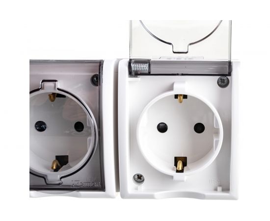 Двойная розетка Simon с заземлением Schuko со шторками, с крышкой полупрозрачной, IP54, 16А 250В 1594443-030 – изображение 4
