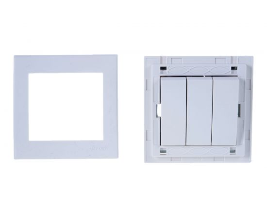 Тройной выключатель LEZARD RAIN белый 703-0202-109 