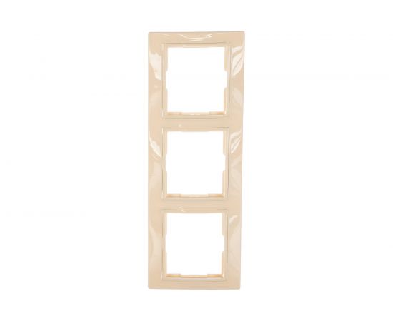 Горизонтальная 3местная рамка IEK КВАРТА кремовый EMK30-K33-DM – изображение 2