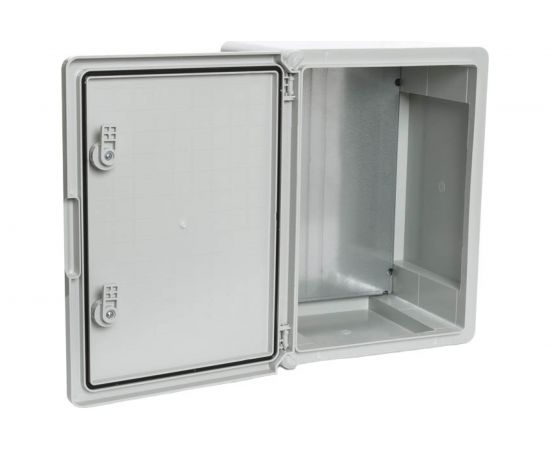 Пластиковый щит Plastim с монтажной панелью, IP65 влагозащищенный, непрозрачная дверца PP3005 