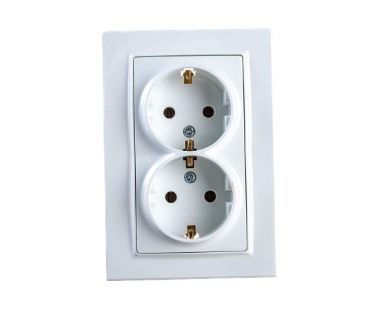 Розетка ECON Камелия двойная 2П+З 16А 250В белая K006 