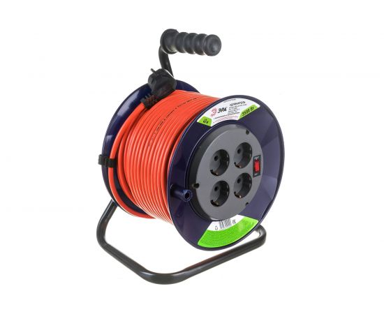 Силовой удлинитель на катушке ЭРА RPx-4es-3x1.5-40m на пластиковой катушке, c заземлением, 4 гнезда, 40м, ПВС 3х1.5 Б0046836 – изображение 3