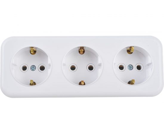 3-местная розетка STEKKER с заземлением PST16-51-20 RA 16-343-Б, пластик АВС, 16А, IP20, белый 39697 
