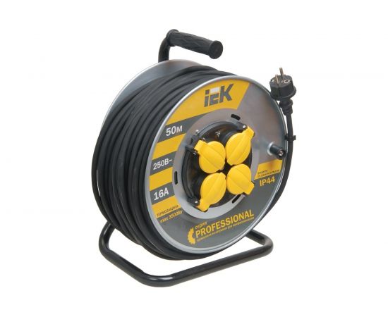 Катушка IEK УК50, с т/з, 4 места, 2Р+PЕ, 50м, КГ 3х2,5мм2, IP44, ""Professional"" WKP17-16-04-50-44 