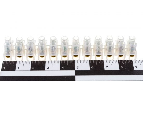 Контактный винтовой зажим Volsten V02-9W-PE-003 PE 3A белый 9732 – изображение 3