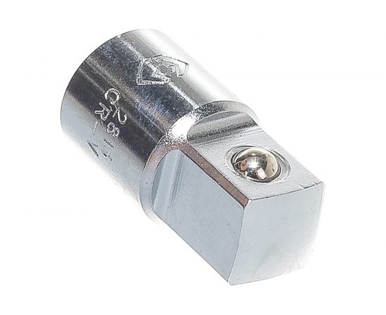 Переходник 1/4>3/8 KING TONY 2813 