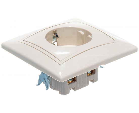 Розетка LEZARD MIRA с защитой от детей керамика крем со вставкой 701-0303-124 – изображение 2