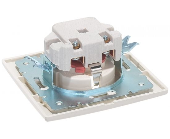 Розетка LEZARD MIRA с защитой от детей керамика крем со вставкой 701-0303-124 – изображение 4