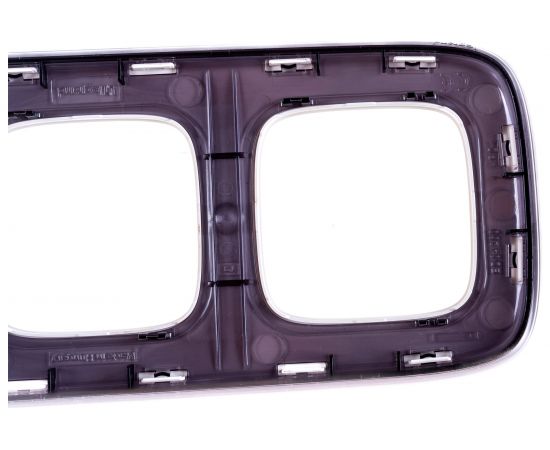 Универсальная рамка Legrand Valena Allure 5 постов белый Leg 754305 – изображение 3