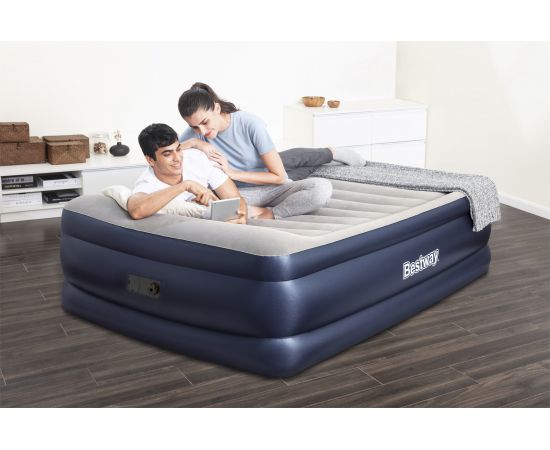 Надувная кровать Bestway Tritech Airbed 203х152х61 см, встроенный электронасос 67690 BW – изображение 4