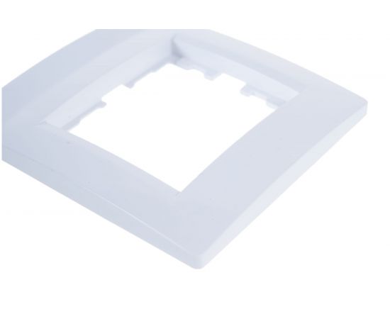 Четырехместная вертикальная рамка LEZARD KARINA б/ вст белая 707-0200-154 – изображение 3