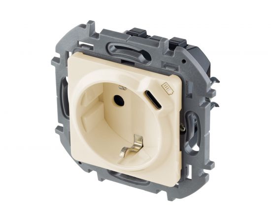 Розетка 2К+З 16А 250В с зарядным устройством USB Legrand 1.5А 5В - INSPIRIA слоновая кость 673771 – изображение 2