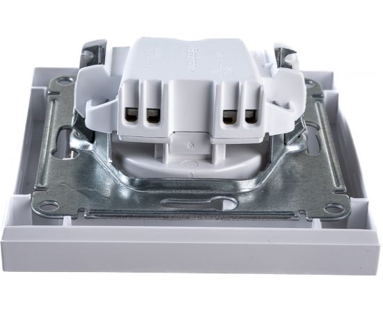 Розетка Schneider Electric ATLAS DESIGN без заземления 16А в сборе белая ATN000140 – изображение 3