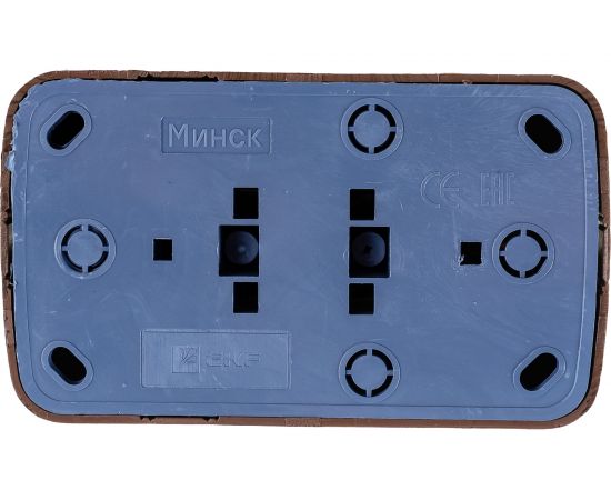 2-местная розетка EKF ОП Минск 16А с заземлением тёмное дерево SQEGR16-128-40 – изображение 5