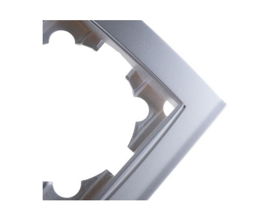 Рамка UNIVersal Бриллиант 3-х местная, горизонтальная, серебро 7949735 – изображение 4