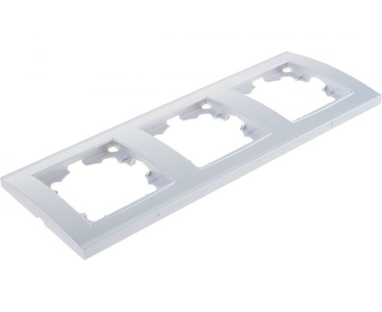 Рамка UNIVersal Бриллиант 3-х местная, горизонтальная, серебро 7949735 – изображение 5