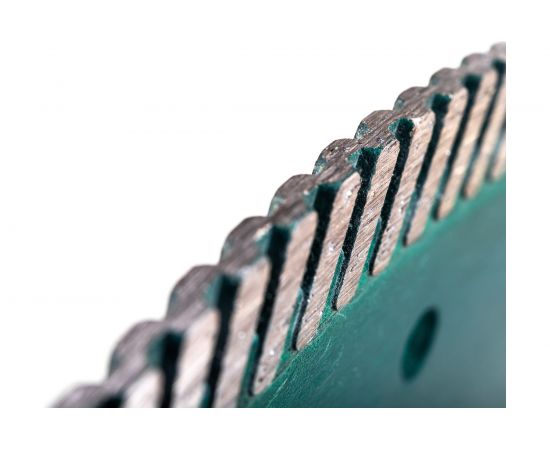 Диск алмазный отрезной по железобетону Turbo pro (300х32 мм) TRIO-DIAMOND TP178 – изображение 4