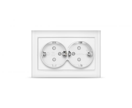 Розетка UNIVersal Бриллиант 2-ая с/з з/ш белая 7947540 